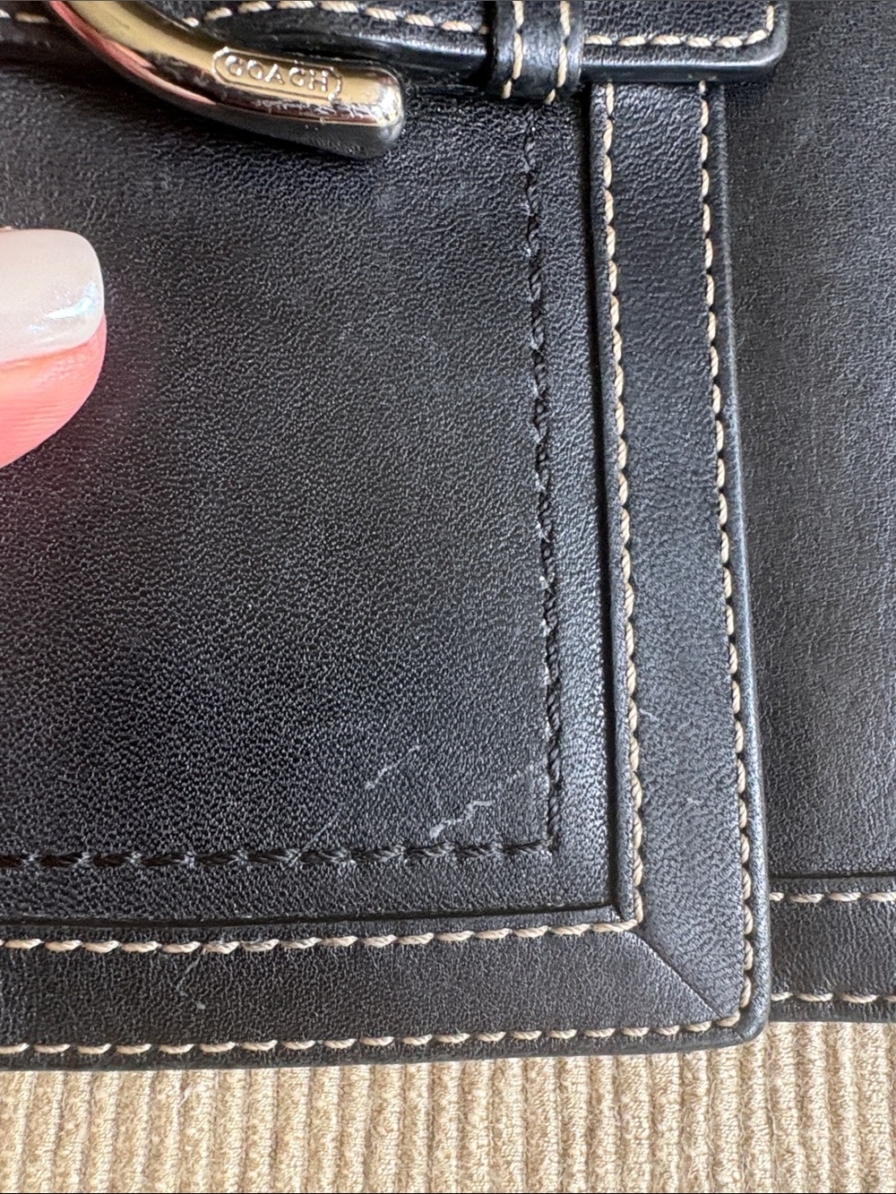 Vintage Coach Black Leather Wallet with Iconic Silver Buckle - Picture 16 of 16